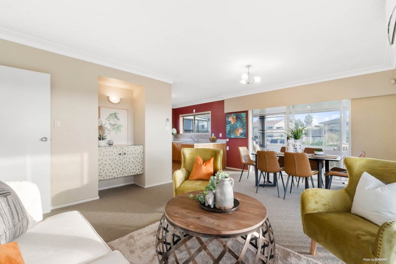 1/12 Melissa Place, Farm Cove, Auckland - Carousel 2