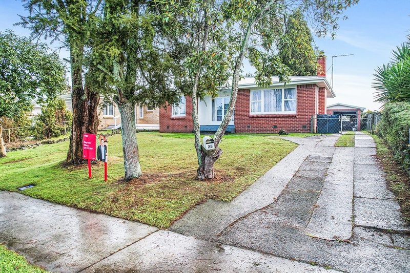 25 Keats Crescent, Enderley, Hamilton - Carousel 2