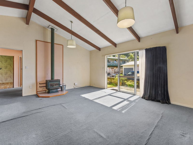 7 Silverbirch Grove, The Brook, Nelson - Carousel 2