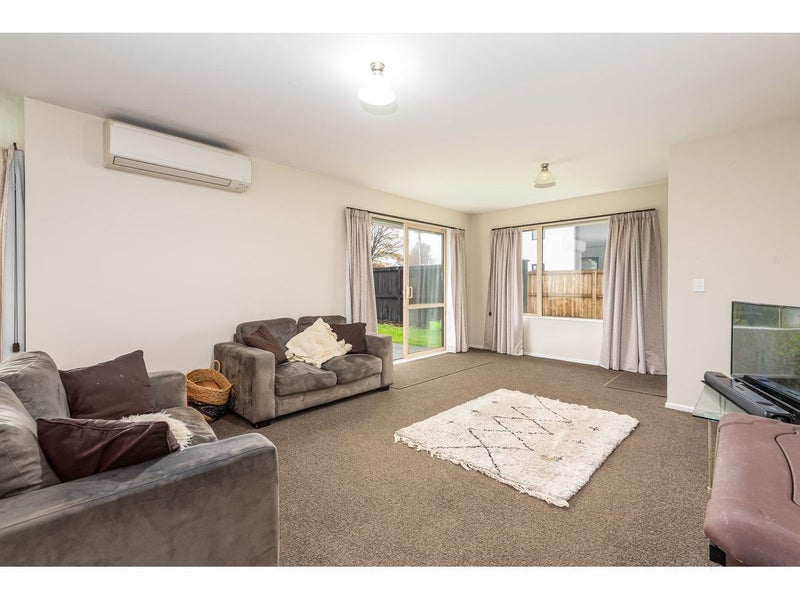 1/31 Swanns Road, Richmond, Christchurch - Carousel 2