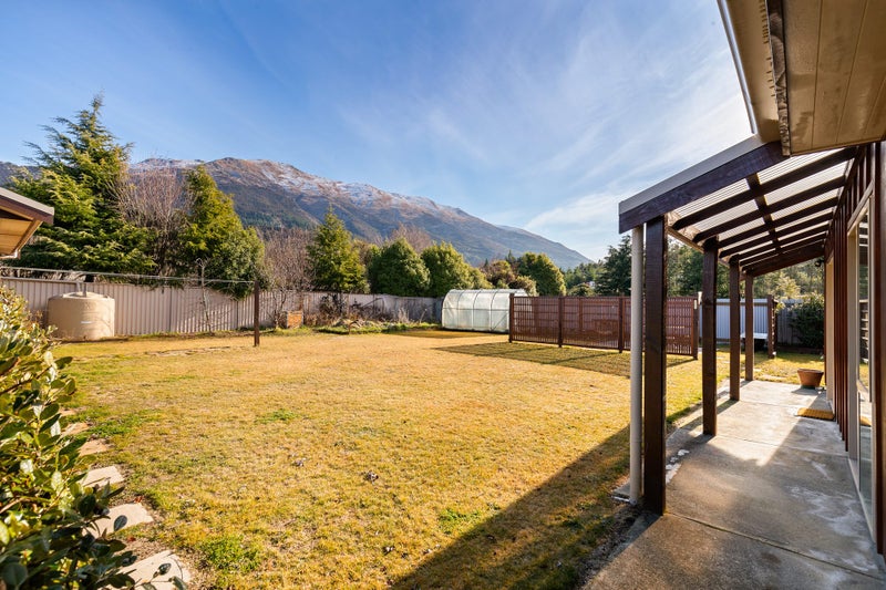 15 Hewson Crescent, Wanaka - Carousel 2