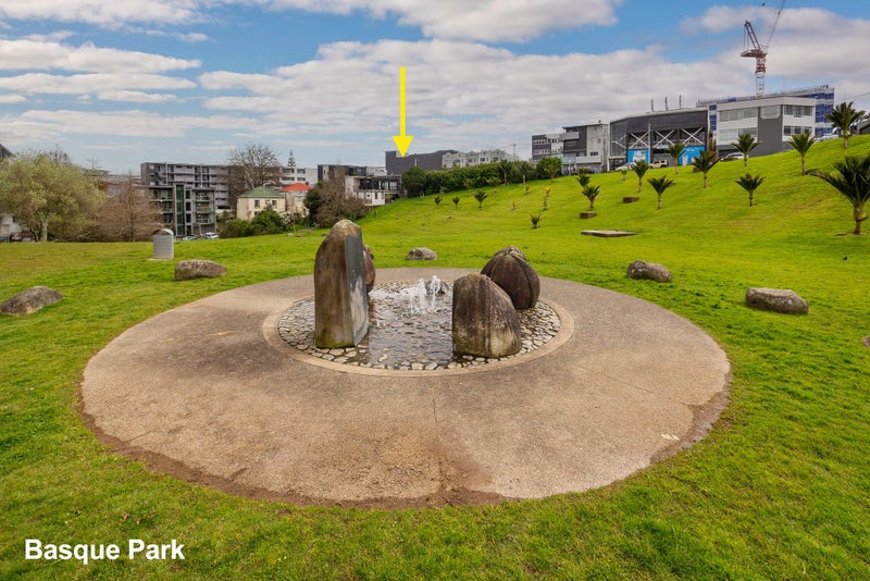 9/6 Fleet Street, Eden Terrace, Auckland - Carousel 26