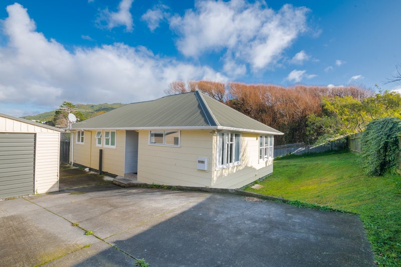 23 Te Arataura Street, Takapuwahia, Porirua - Carousel 23