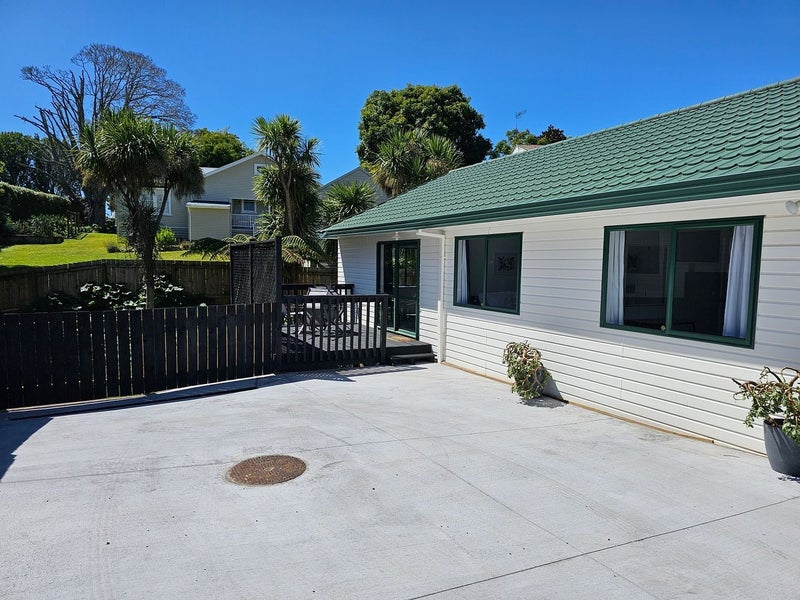 14C Te Aroha Street, Hamilton East, Hamilton - Carousel 14