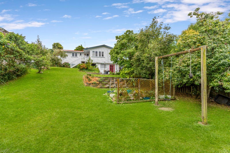 21 Carey Street, Maeroa, Hamilton - Carousel 2