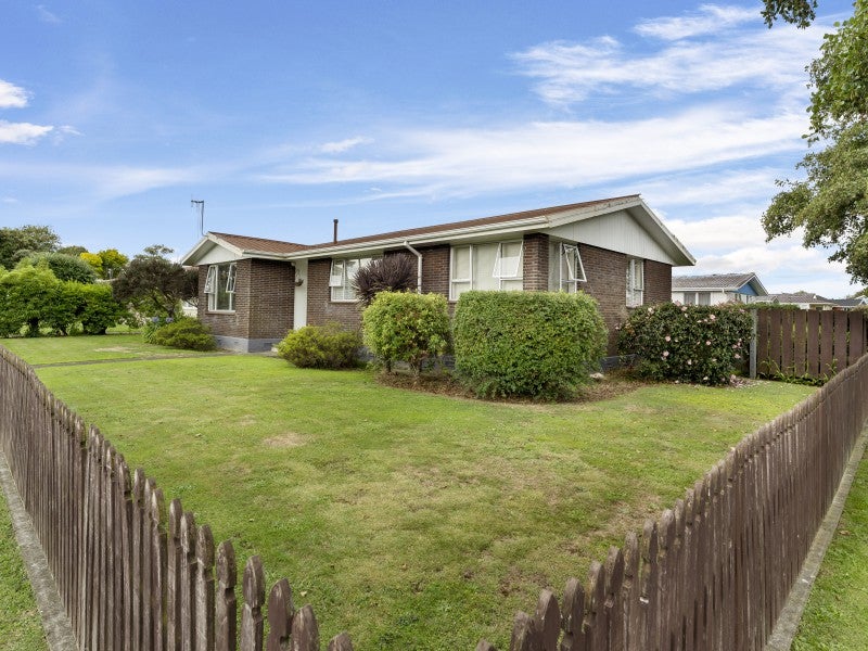 22 Monowai Place, Westbrook, Palmerston North - Carousel 21