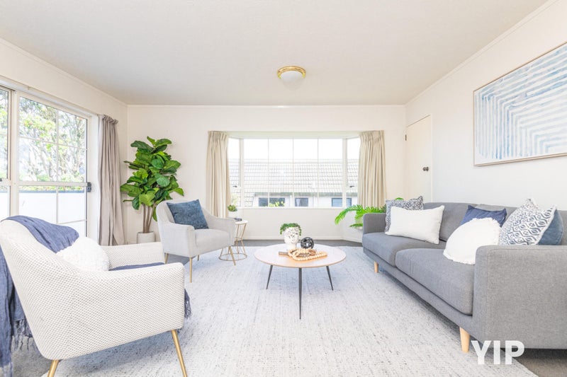 10 Northwood Close, Woodridge, Wellington - Carousel 2