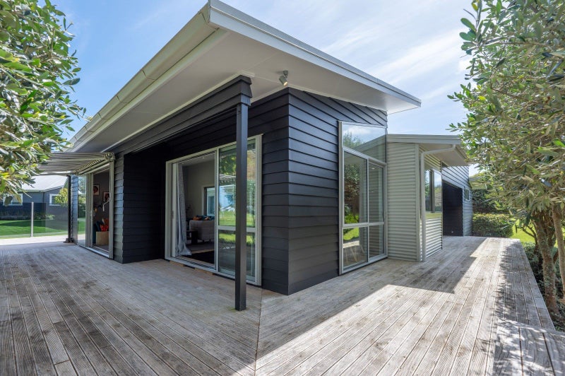 47 Lisland Drive, Kinloch, Taupō - Carousel 1