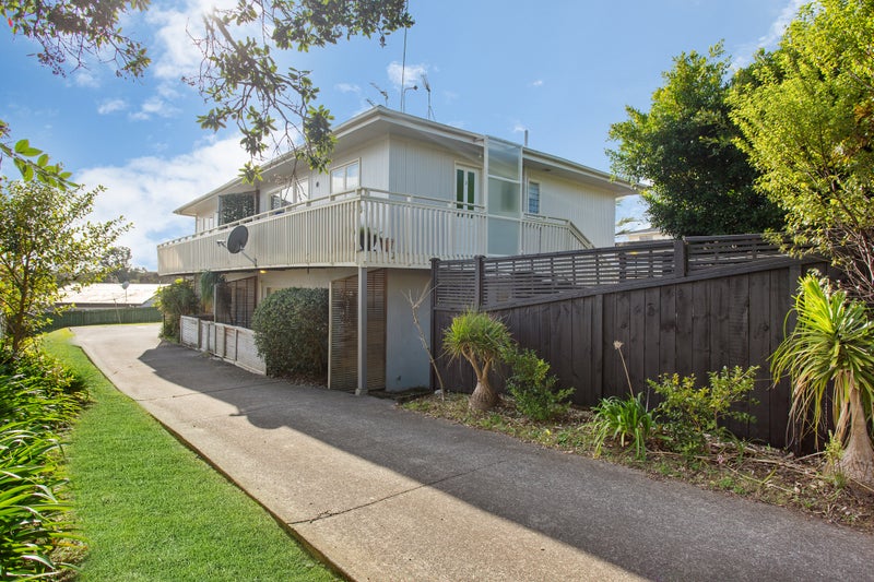 1/28 Hawkins Street, Meadowbank, Auckland - Carousel 2