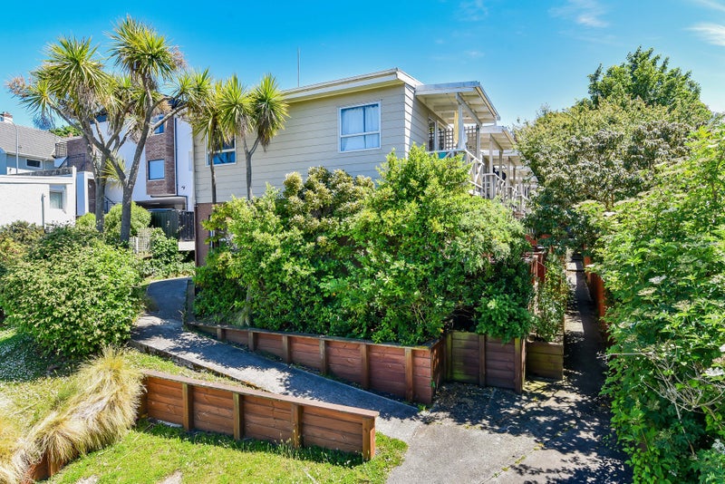 19B London Street, Dunedin Central, Dunedin - Carousel 1