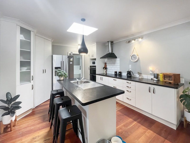 752 Rangitikei Line, Milson, Palmerston North - Carousel 2