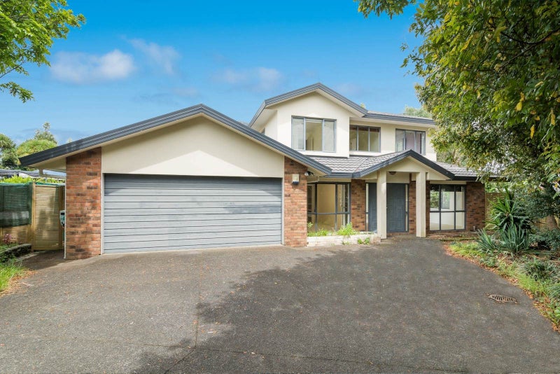 71 Te Wharau Drive, Greenhithe, Auckland - Carousel 1