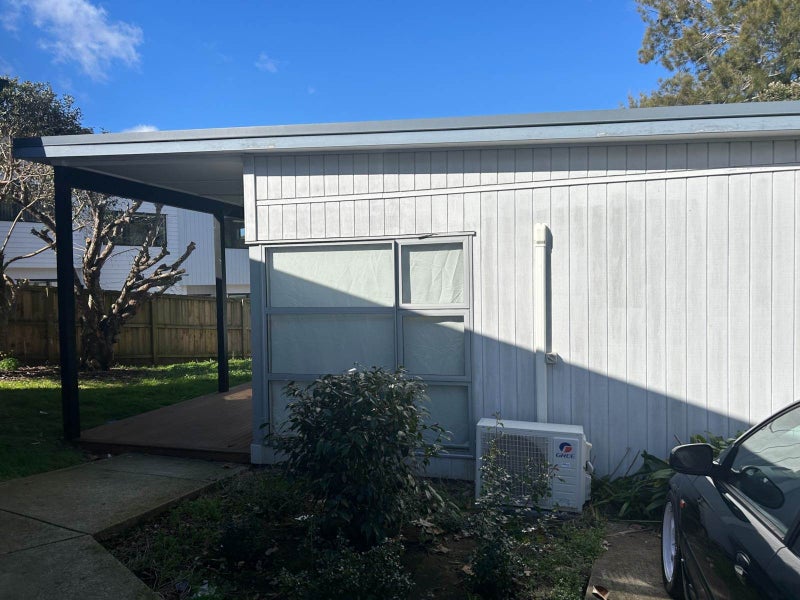 207 Gills Road, Half Moon Bay, Auckland - Carousel 2