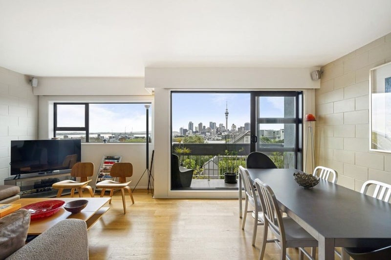 10/18 ARTHUR STREET, Freemans Bay, Auckland - Carousel 2