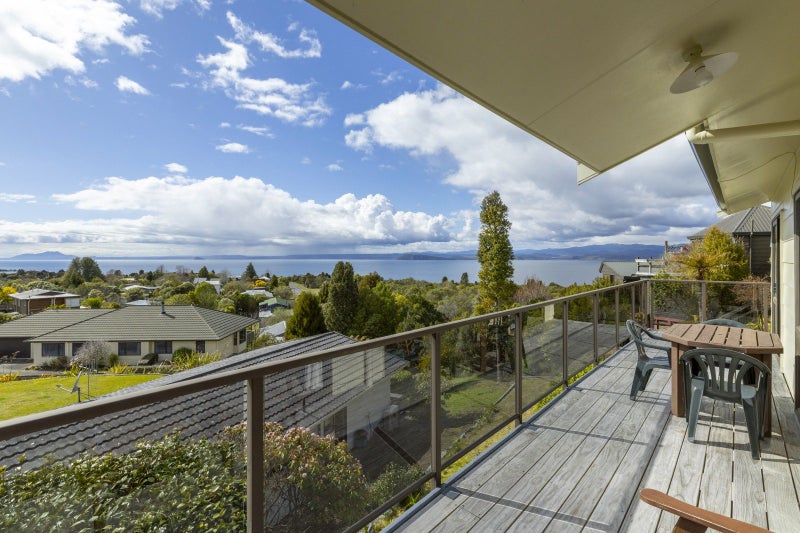 8 Koromiko Place, Omori, Tūrangi - Carousel 2