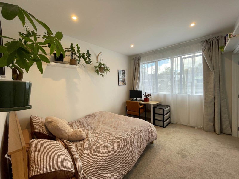 7/18 Sylvan Crescent, Te Atatū South, Auckland - Carousel 2