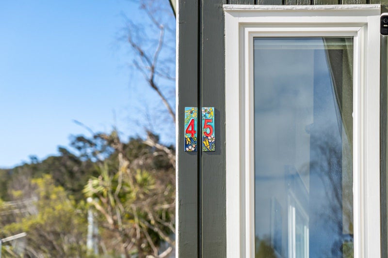 45 Fendalton Crescent, Pinehaven, Upper Hutt - Carousel 17