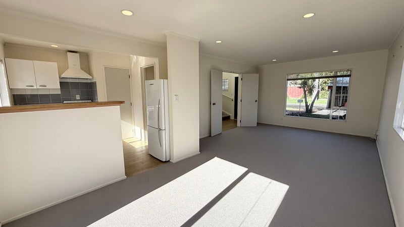 4/44 Kingsland Avenue, Kingsland, Auckland - Carousel 2