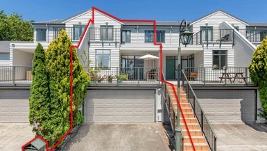 17/1 Ambrico Place, New Lynn, Auckland - Carousel 1