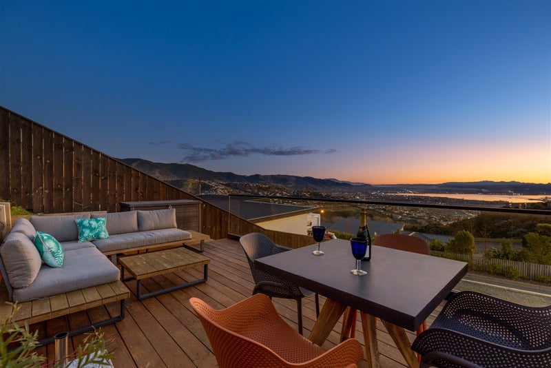 6 Crown Terrace, Britannia Heights, Nelson - Carousel 3