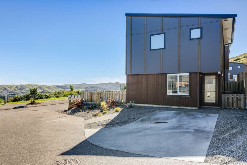 38 Astelia Way, Woodridge, Wellington - Carousel 10