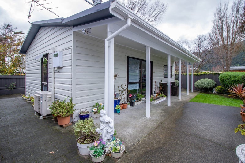1/78 Bell Road, Waiwhetu, Lower Hutt - Carousel 1
