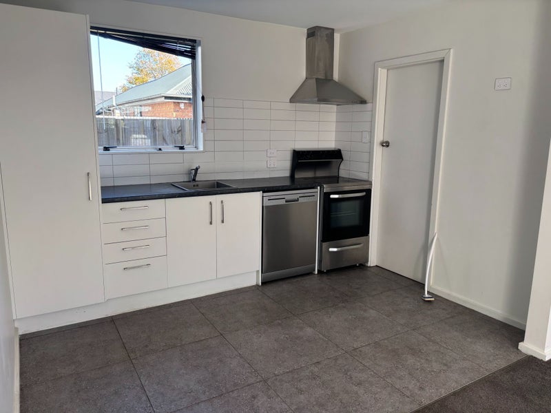 2/25 Cumberland Street, Richmond, Christchurch - Carousel 2