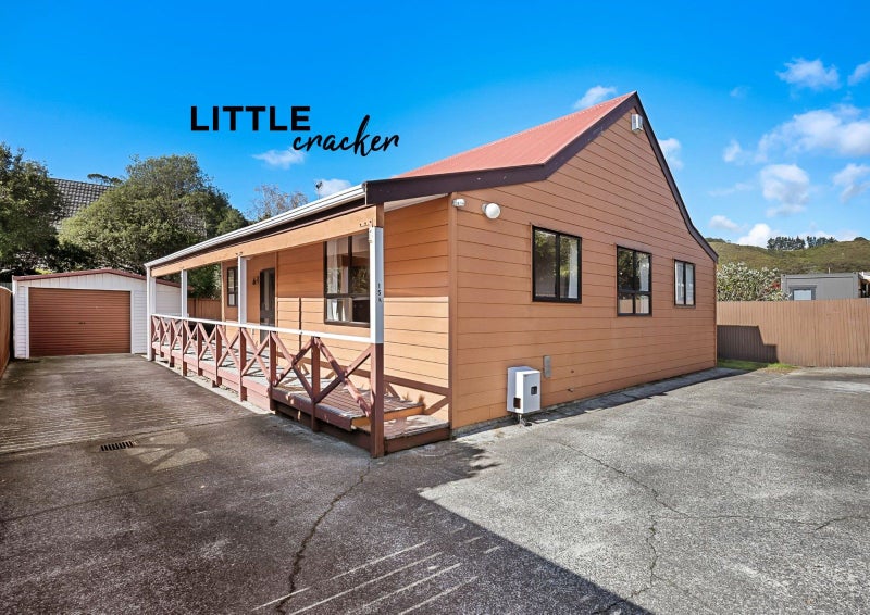 15A Montgomery Crescent, Clouston Park, Upper Hutt - Carousel 1