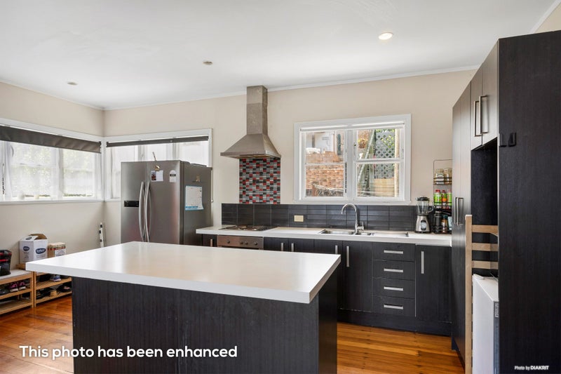 2/27 Hillcrest Road, Papatoetoe, Auckland - Carousel 1