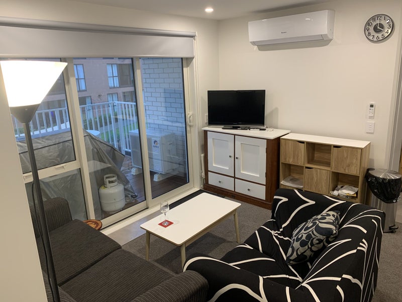 102/28A Eileen Newey Place, Henderson, Auckland - Carousel 2