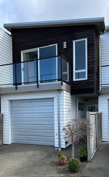 36C John Sims Drive, Broadmeadows, Wellington - Carousel 1