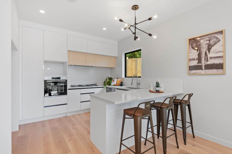 261A Glenfield Road, Hillcrest, Auckland - Carousel 22