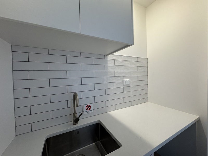 202C Henwood Road, Westgate, Auckland - Carousel 13