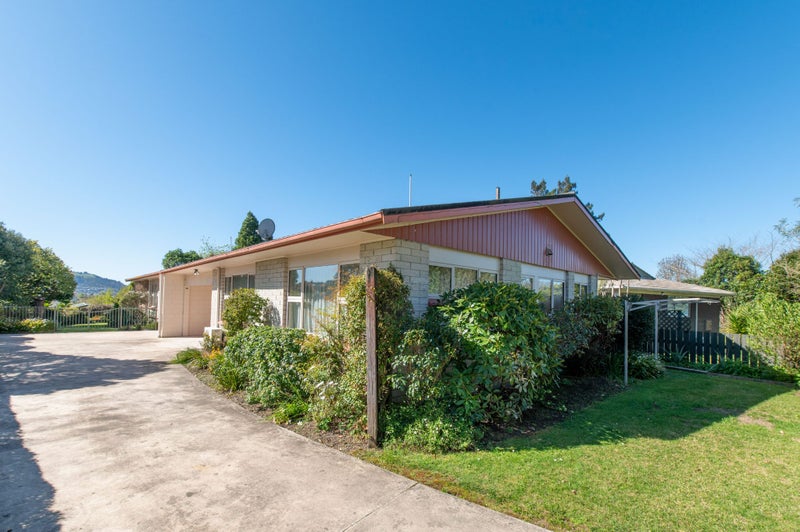 5A Raniera Place, Springfield, Rotorua - Carousel 1