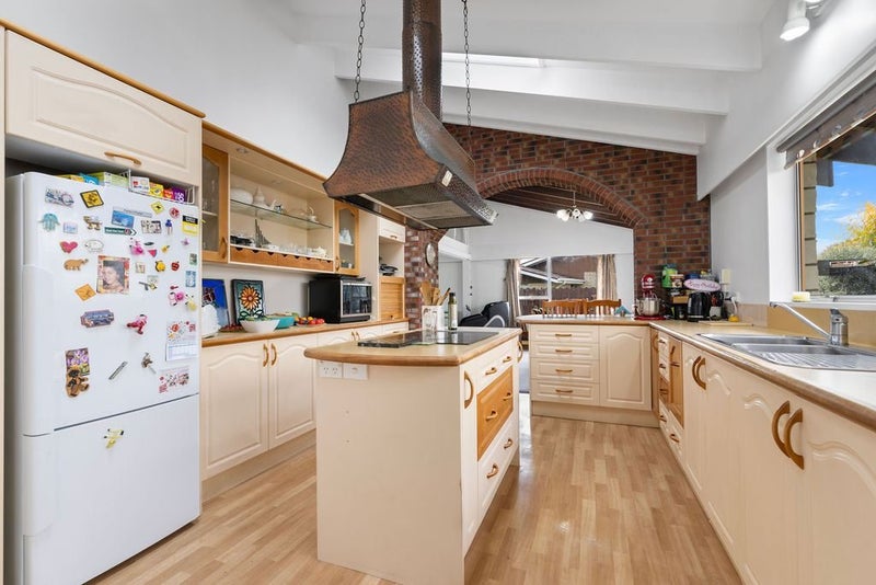 4 Bowman Place, Sockburn, Christchurch - Carousel 2