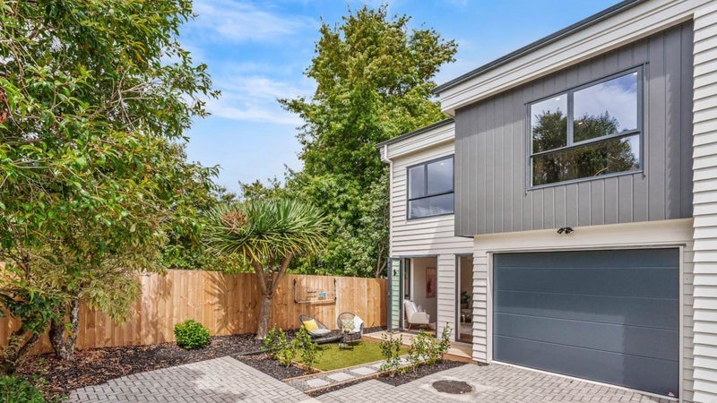 36D Whitford Road, Botany Downs, Auckland - Carousel 1