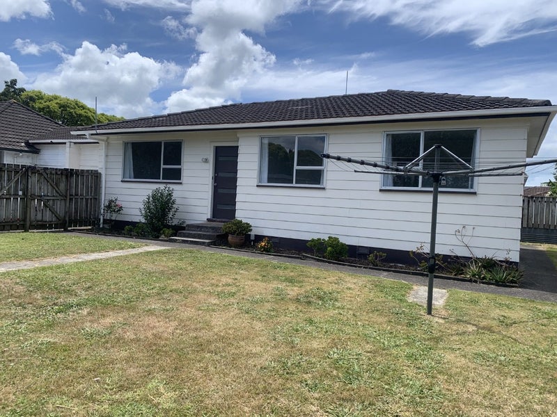 2 Kiritoa Street, Avondale, Auckland - Carousel 1