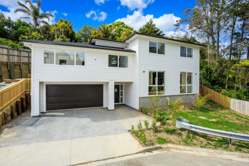 4 Satchell Place, Birkenhead, Auckland - Carousel 1