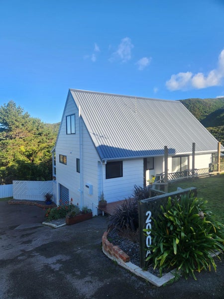 200A Mitchell Street, Brooklyn, Wellington - Carousel 1