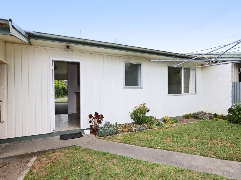 82 Wynyard Crescent, Tamatea, Napier - Carousel 5