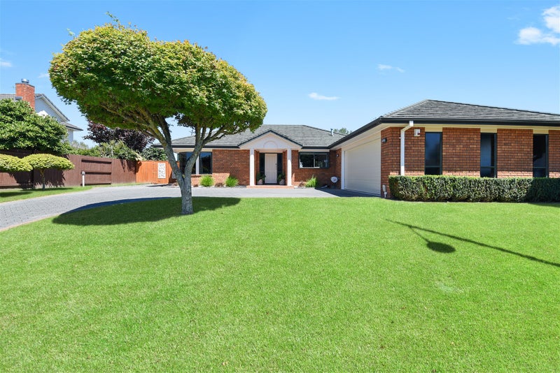 3 Kenneth Place, Rototuna, Hamilton - Carousel 1