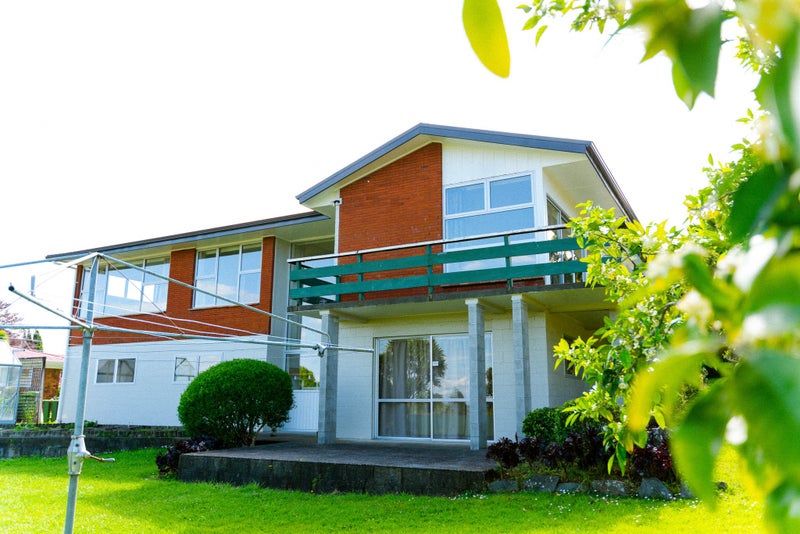 42D Hillcrest Road, Hillcrest, Hamilton - Carousel 2