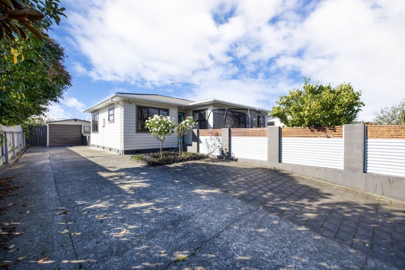 57 Norwich Crescent, Tamatea, Napier - Carousel 1