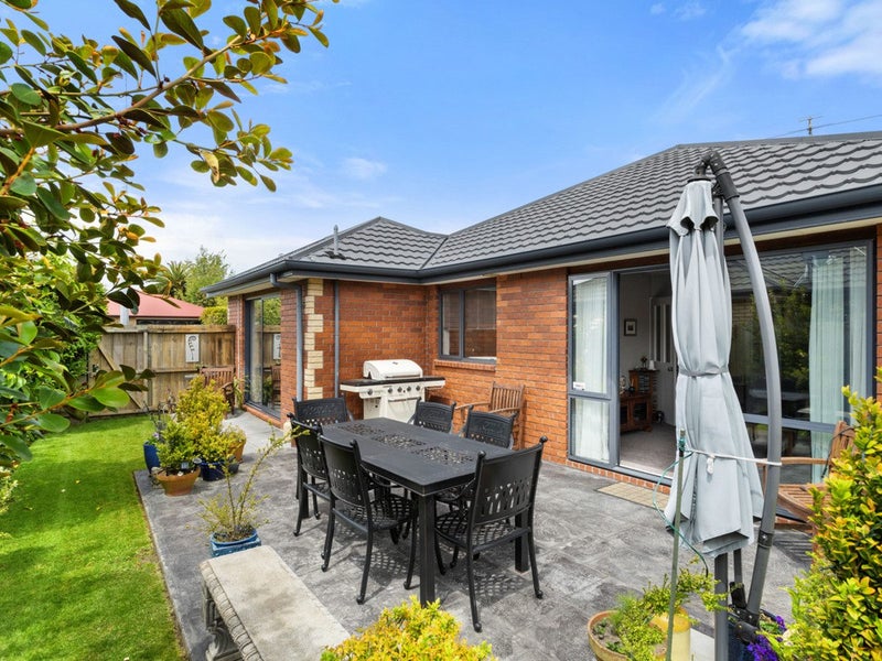 59 Grimseys Road, Redwood, Christchurch - Carousel 2