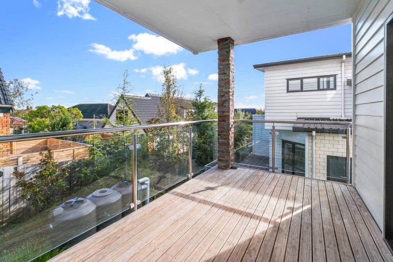 4225B Great North Road, Glendene, Auckland - Carousel 2