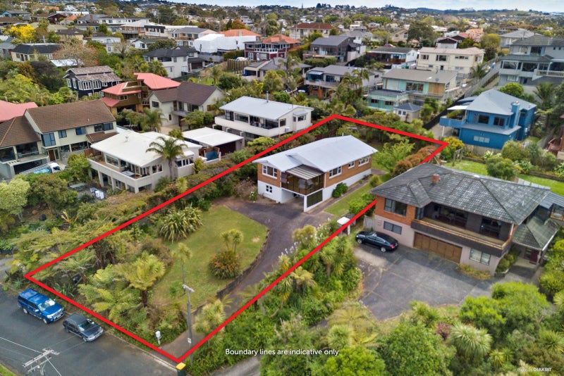 32 Orchard Road, Waiake, Auckland - Carousel 1