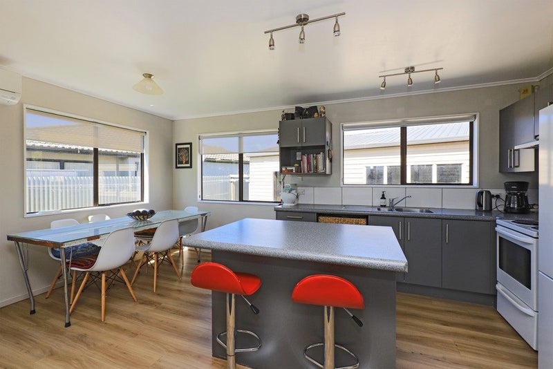 72 Margate Avenue, Flaxmere, Hastings - Carousel 2