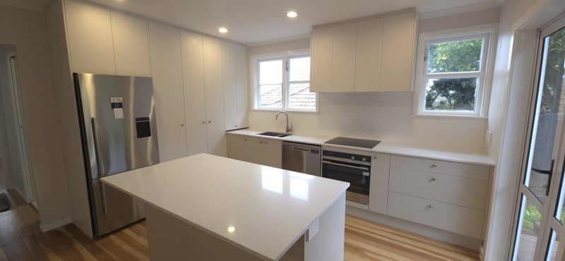 21 McCulloch Road, Panmure, Auckland - Carousel 2