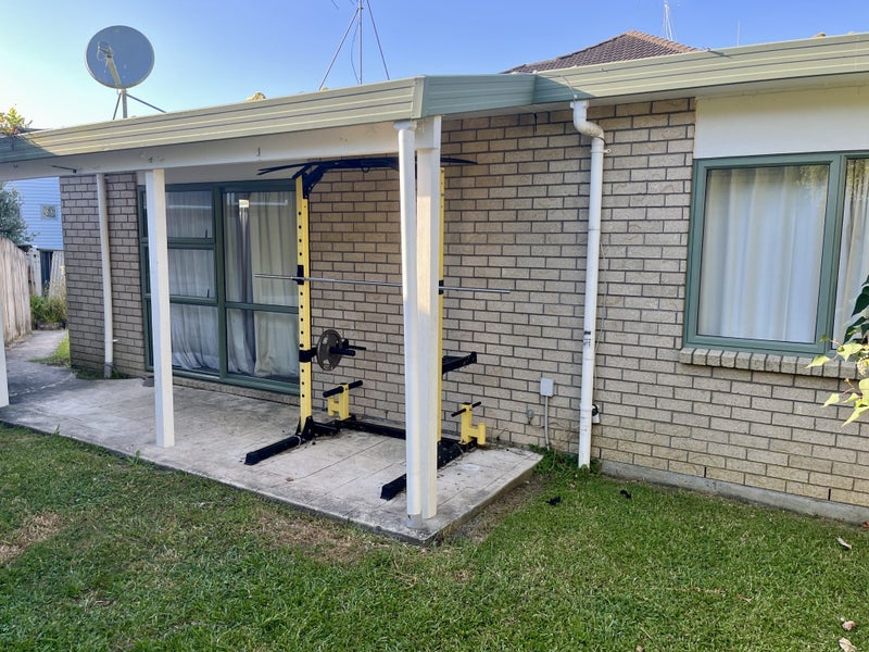 7A La Perouse Street, Botany Downs, Auckland - Carousel 1