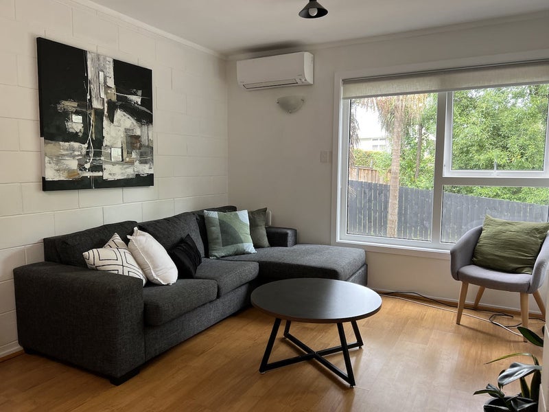 2/106 Monarch Ave, Hillcrest, Auckland - Carousel 2